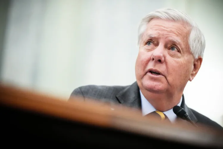 Senate passes sweeping Russia sanctions bill